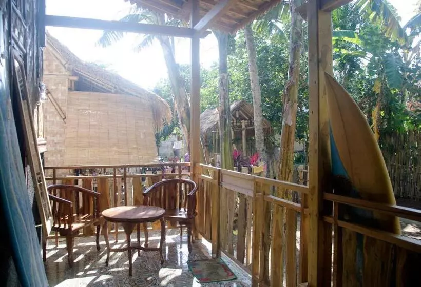 پانسیون Red Island Bungalows