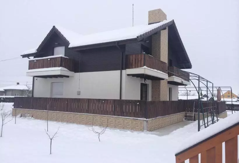 Pensiunea Dany   Crys