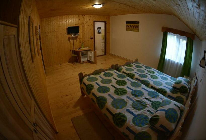 Pensiunea Lupul Dacic