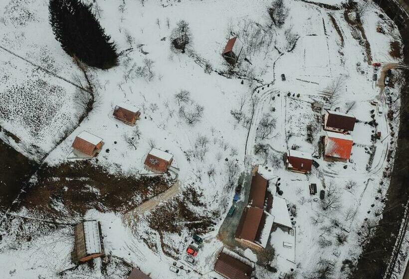 Pensiunea Lupul Dacic