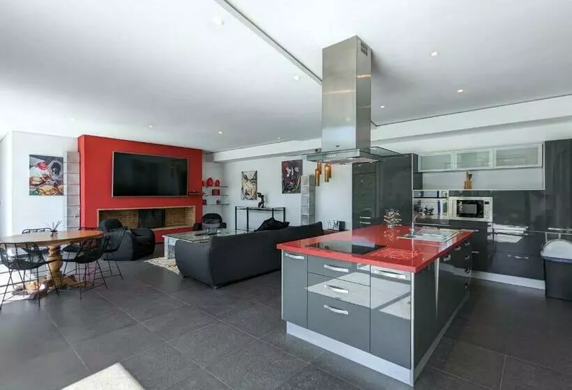 Aamiaismajoitus (B&B) Villa Katia