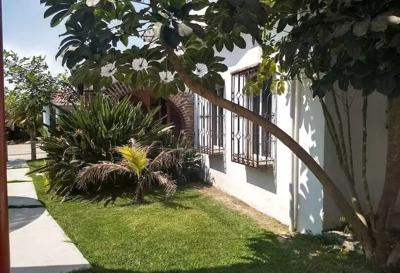 ホテル Agua Turquesa   Totolapan Morelos