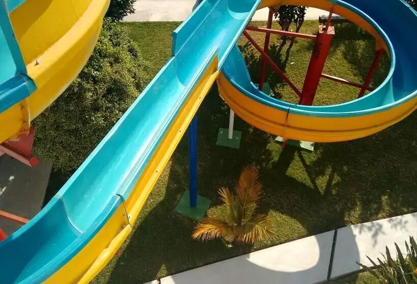 ホテル Agua Turquesa   Totolapan Morelos