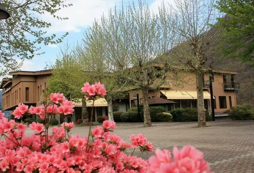 ホテル Albergo Ristorante Cicin