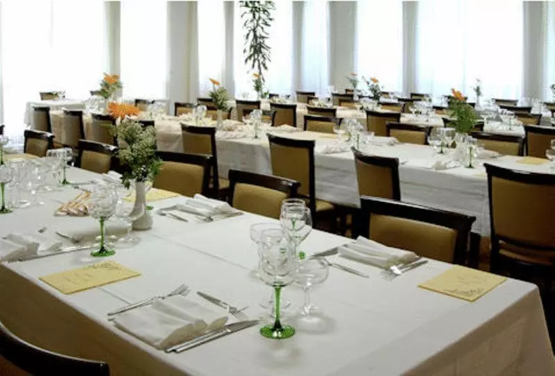 ホテル Albergo Ristorante Cicin