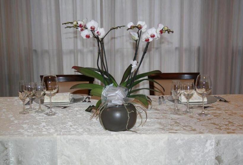 Отель Albergo Ristorante Cicin