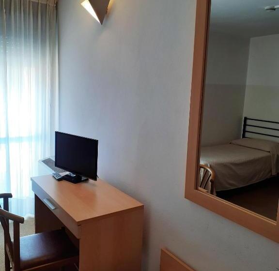 Отель Albergo Ristorante Cicin