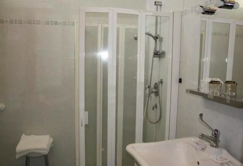 ホテル Albergo Ristorante Cicin