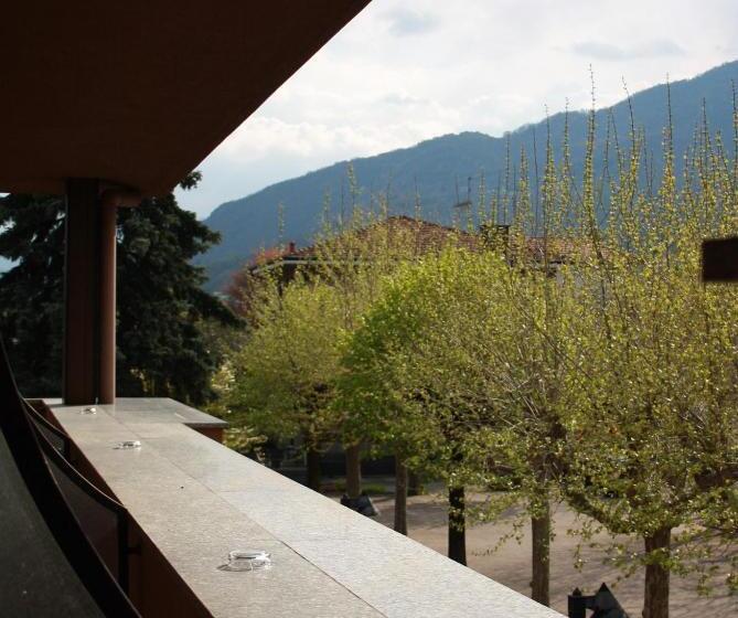 Отель Albergo Ristorante Cicin