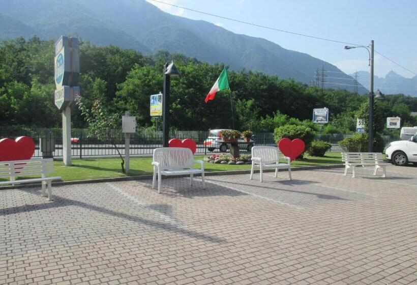 Отель Albergo Ristorante Cicin