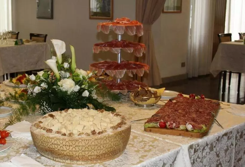 ホテル Albergo Ristorante Cicin