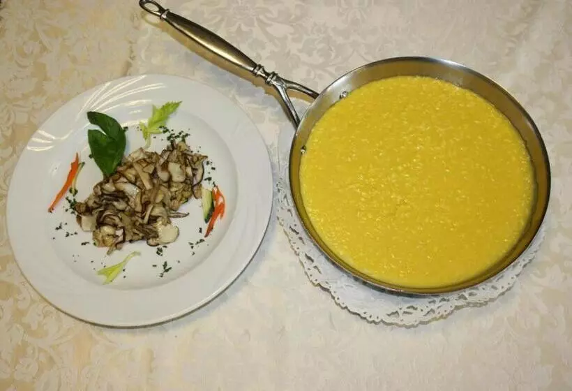 ホテル Albergo Ristorante Cicin