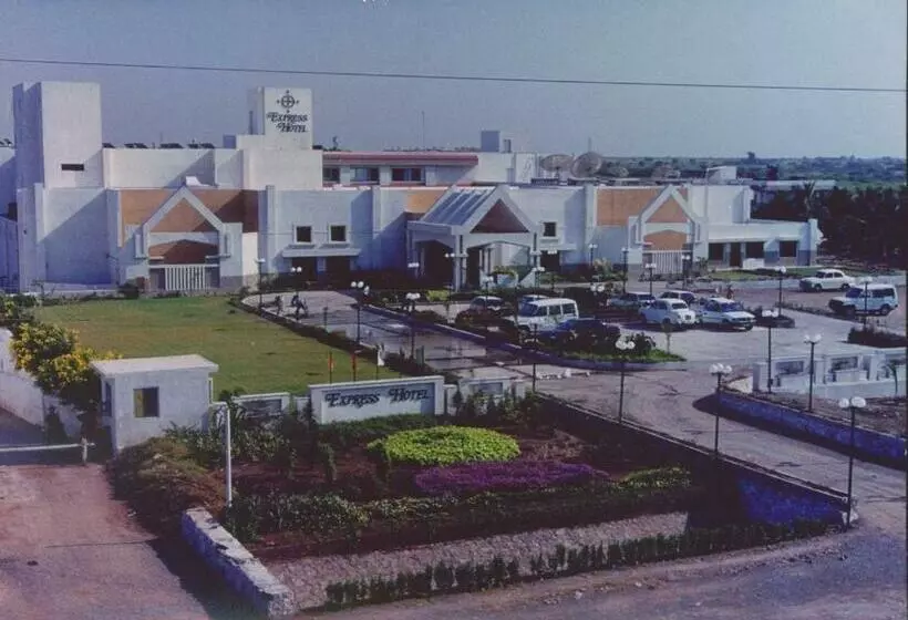 ホテル Express Residency Jamnagar