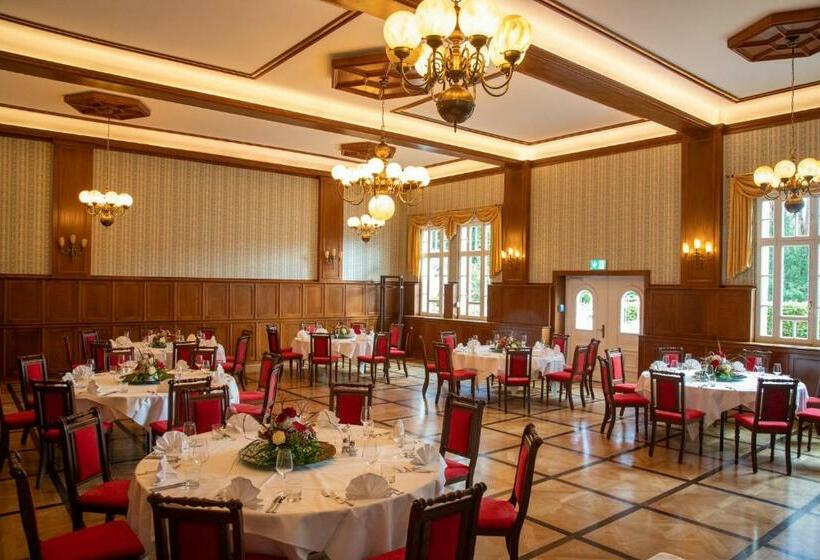 ホテル Fliegerheim