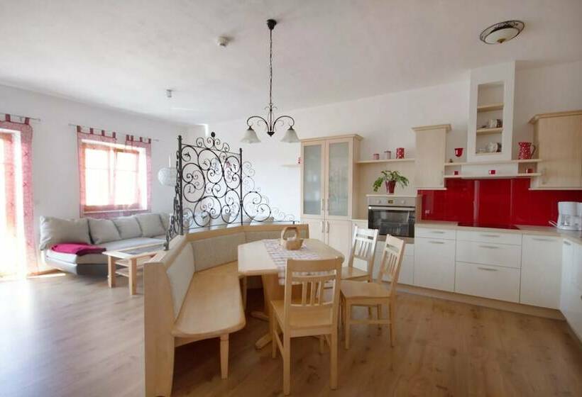 Hotelli Hochhubergut