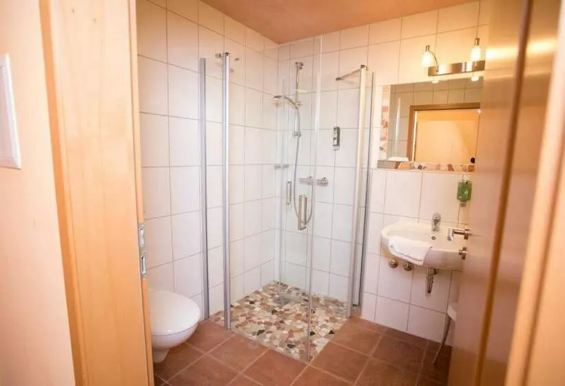 Hotelli Landhaus & Landhof Gabriel