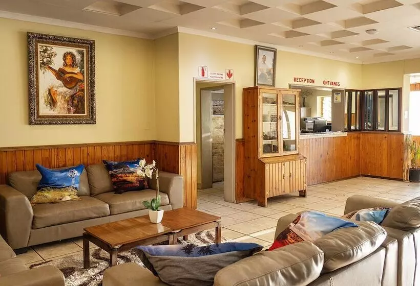 ホテル Pofadder Inn