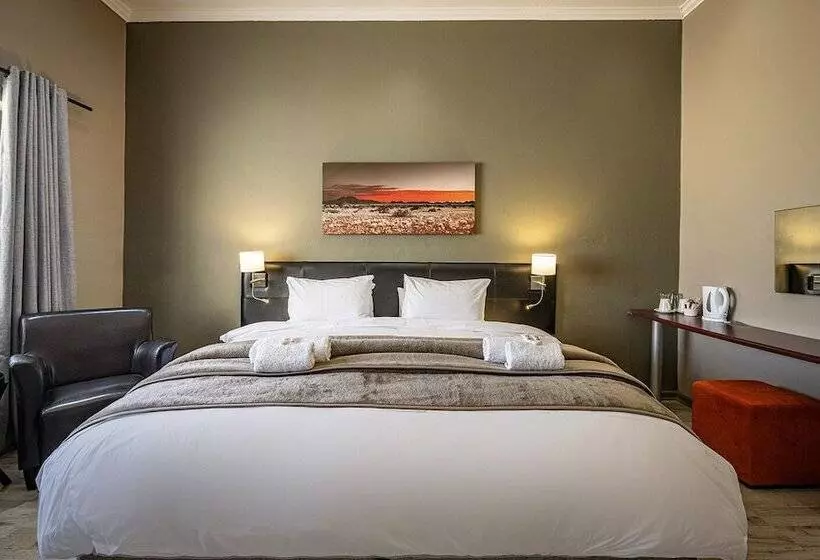 ホテル Pofadder Inn