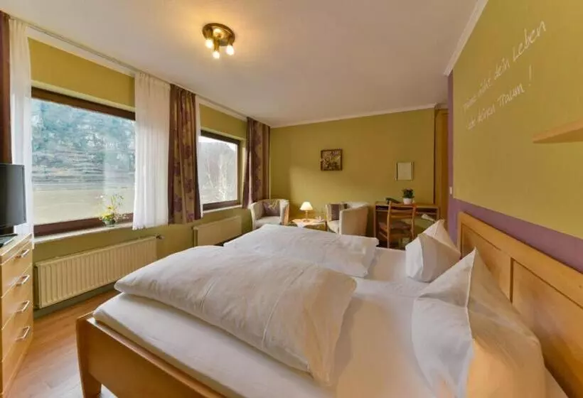 Hotelli & Restaurant Krone