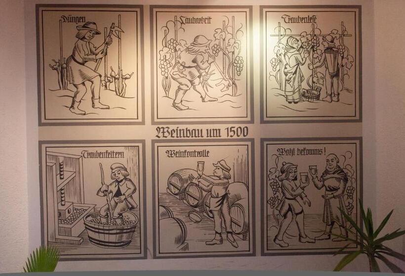 בית מלון כפרי & Restaurant Krone