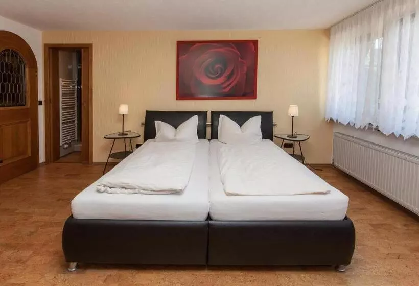 Hotelli & Restaurant Krone