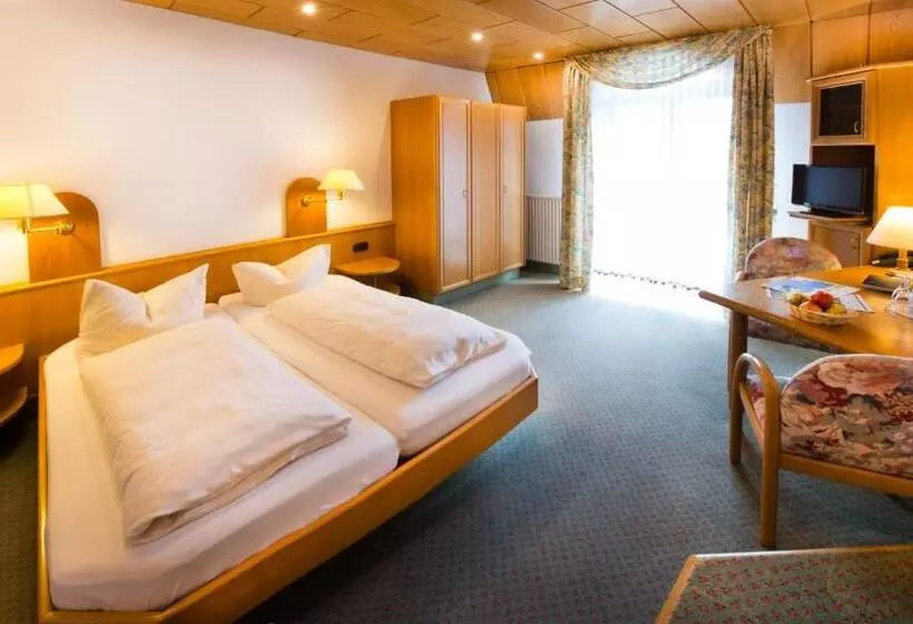 Hotelli & Restaurant Krone