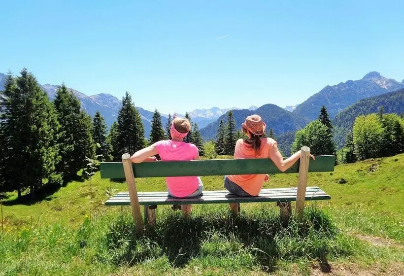 Hotelli Waldgasthof Buchenhain