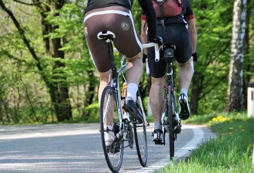 Hotelli Waldgasthof Buchenhain