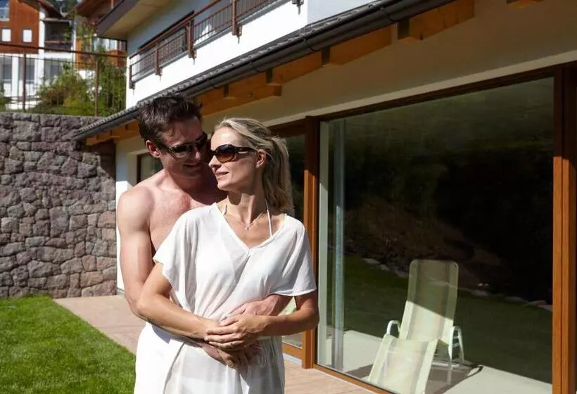 Hotelli Zum Löwen   Al Leone