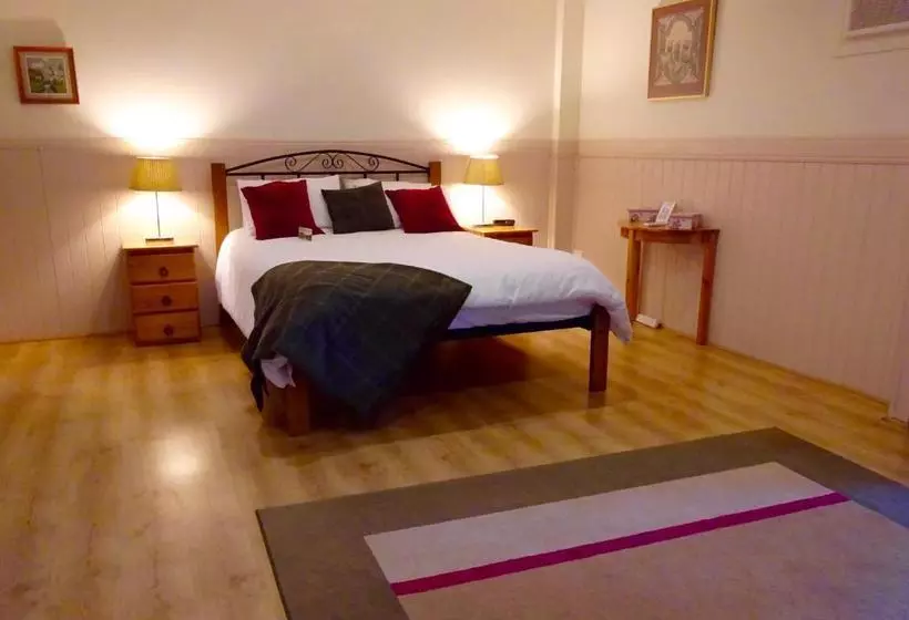 Lagoon Pocket Bed & Breakfast