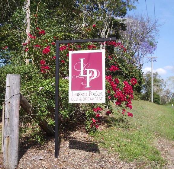 Lagoon Pocket Bed & Breakfast