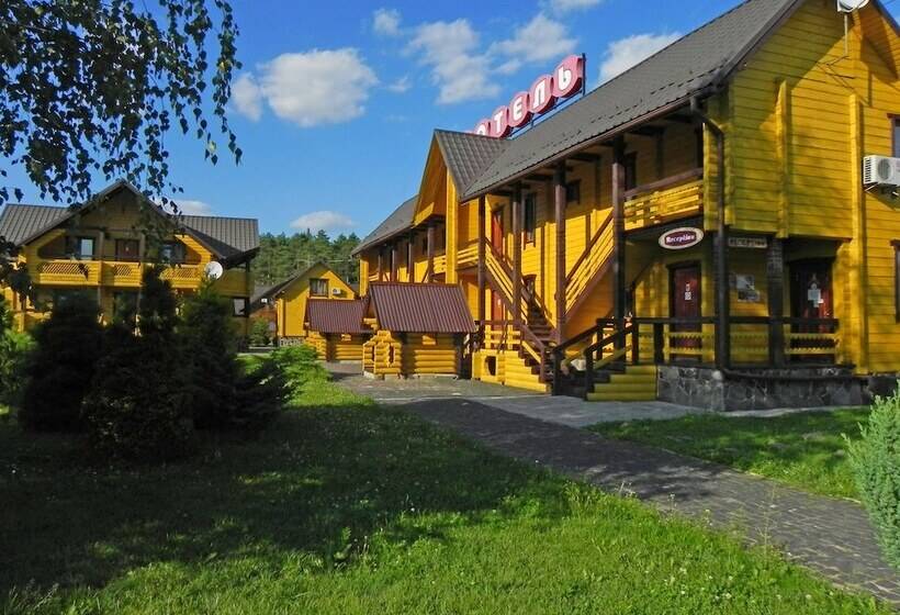 汽车旅馆 And Restaurant Complex Skolmo