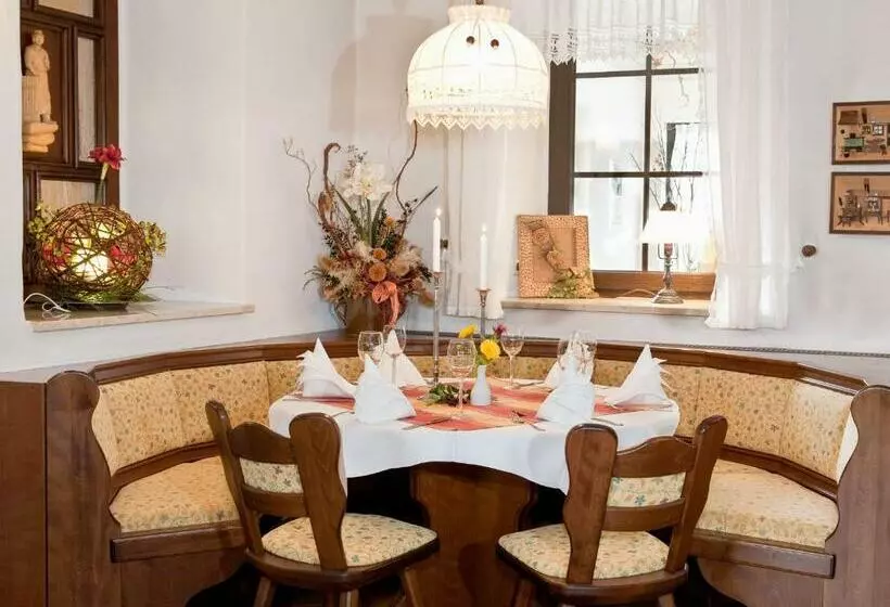 Majatalo Landhotel Zum Hammer