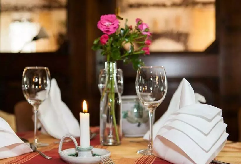 Majatalo Landhotel Zum Hammer