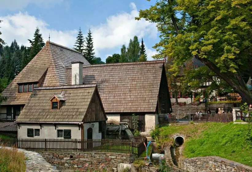 Majatalo Landhotel Zum Hammer