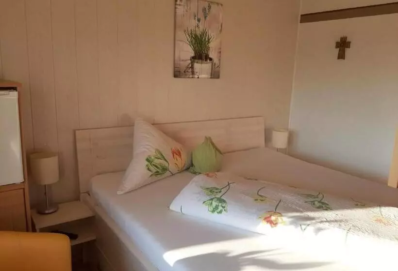 Majatalo Landhaus Erna