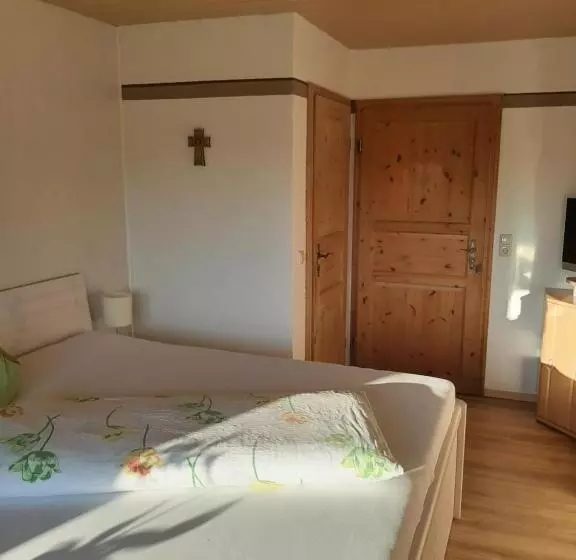 Majatalo Landhaus Erna