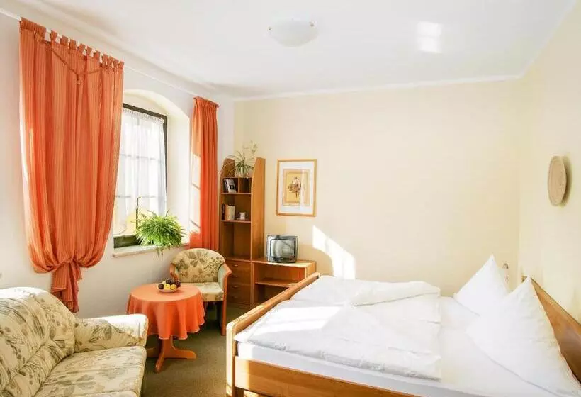 Majatalo Landhotel Zum Hammer