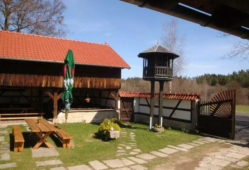 Majatalo Penzion Na Gruntu