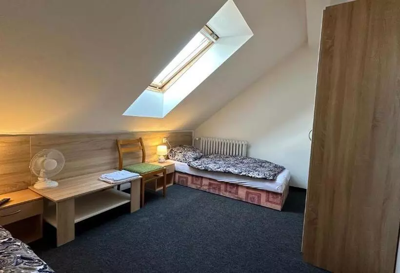 Majatalo Penzion U Fouska