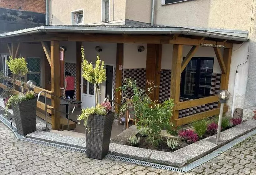 Majatalo Penzion U Fouska