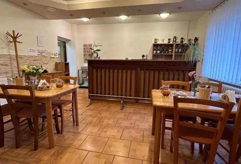 Majatalo Penzion U Fouska