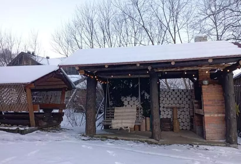 ペンション Sadyba Sunny House