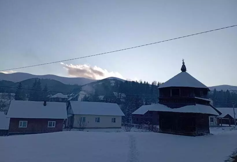 ペンション Sadyba Sunny House