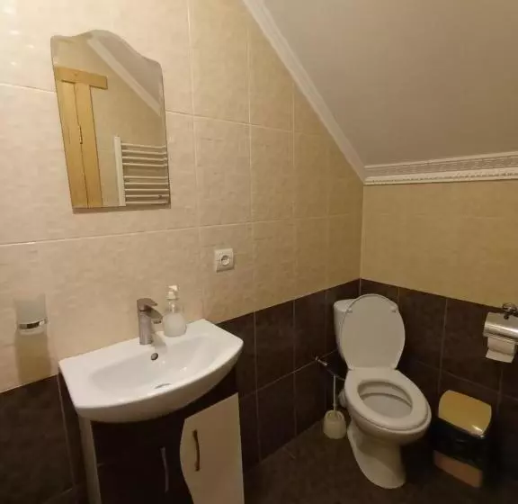 ペンション Sadyba Sunny House