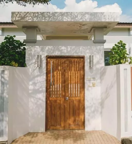 Lomakeskus Bor Saen Pool Villa