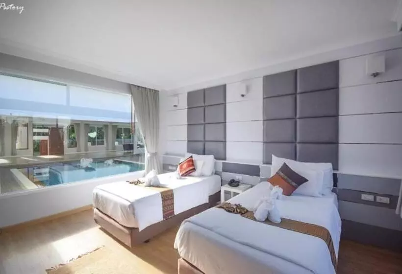 Lomakeskus Bor Saen Pool Villa