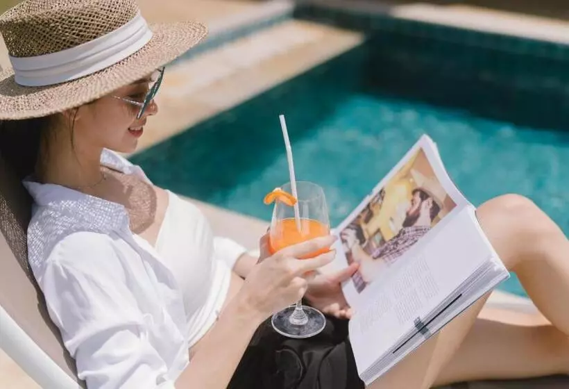 Lomakeskus Bor Saen Pool Villa