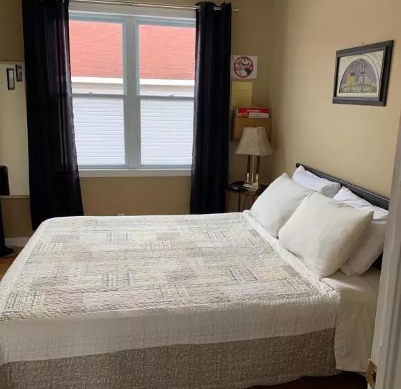 Retkeilymaja Exploits Inn And Suites