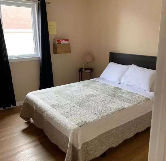 Retkeilymaja Exploits Inn And Suites